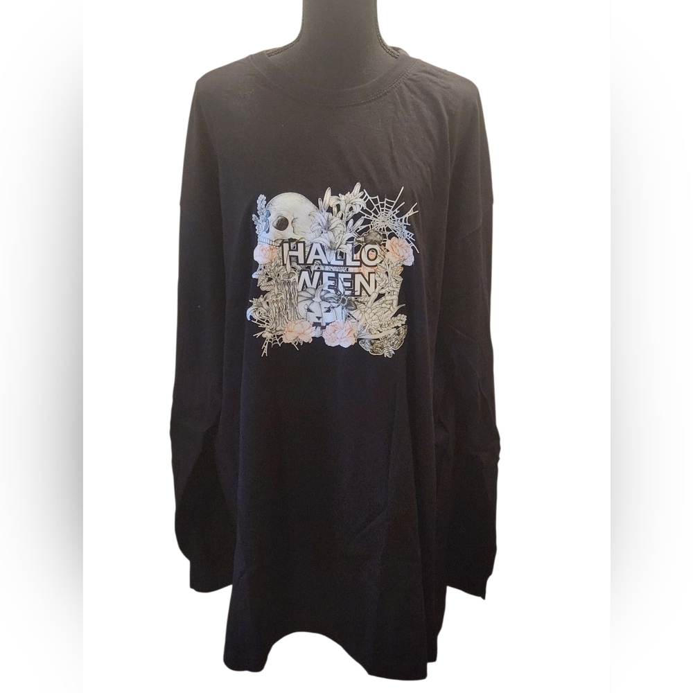 Sada Black 4X Halloween Graphic Long Sleeve Tee Handcrafted